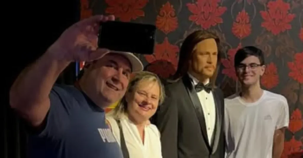 Capa do blog: Brad Pitt no museu de cera de Foz do Iguaçu