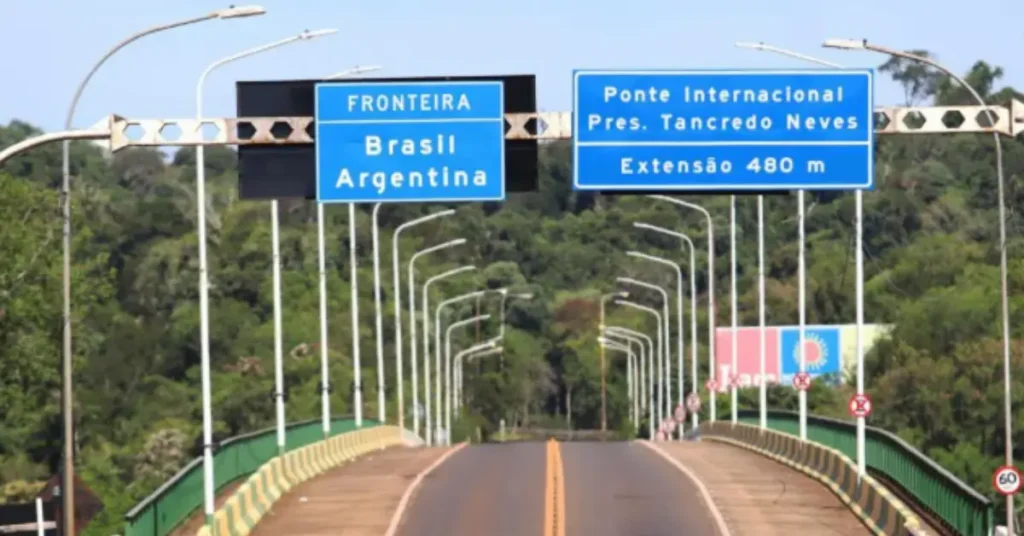 Capa da noticia: reabertura da fronteira Argentina Brasil