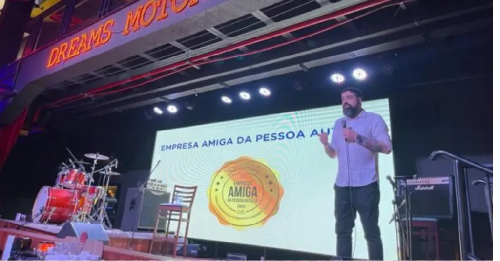 Capa da notícia: Empresa Amiga da Pessoa Autista - Dreams Park Show