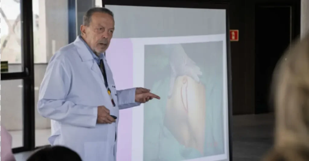 Capa da notícia: Outubro Rosa Dreams Park Show - mastologista Arnaldo Pereira Cortez Junior