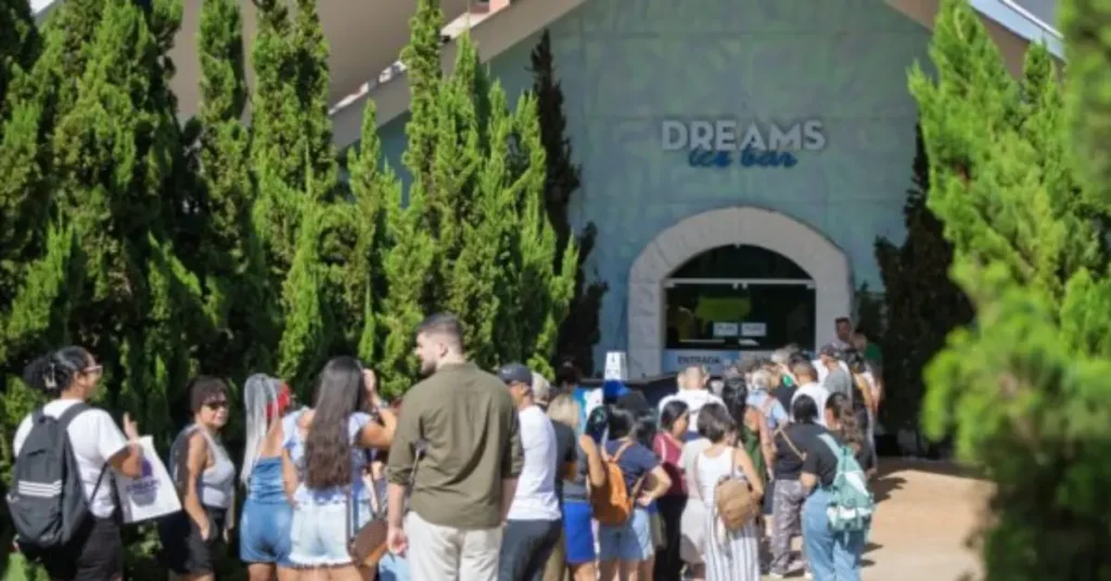 Capa da notícia: Dreams Ice Bar feriado Foz